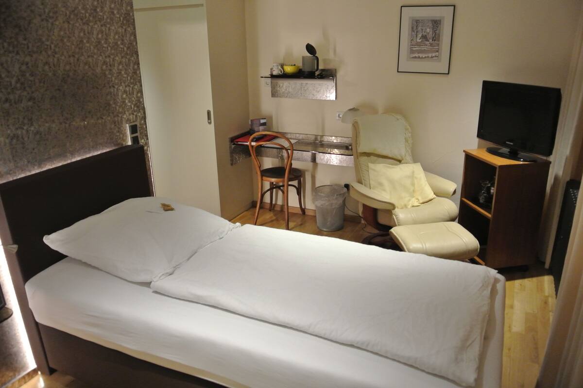 Comfort Single Room