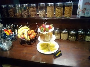 Breakfast buffet - Goldenes Lamm (Dinkelsbuehl)