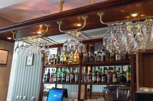 Bar (en la propiedad)