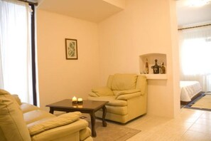 Interior - Akropoli Hotel (Golem)