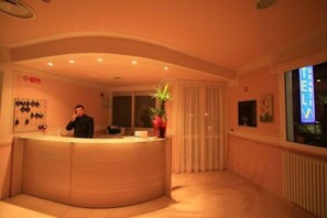 Lobby - Hotel Villa Ada (Borgio Verezzi)
