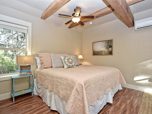 1 間睡房、熨斗/熨衫板、Wi-Fi、床單