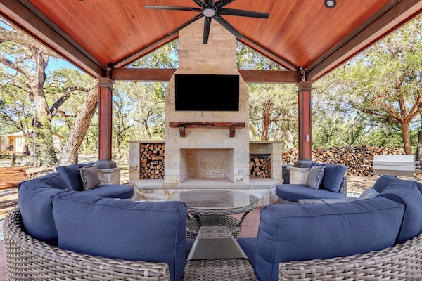 Pavilion with outdoor fire place
