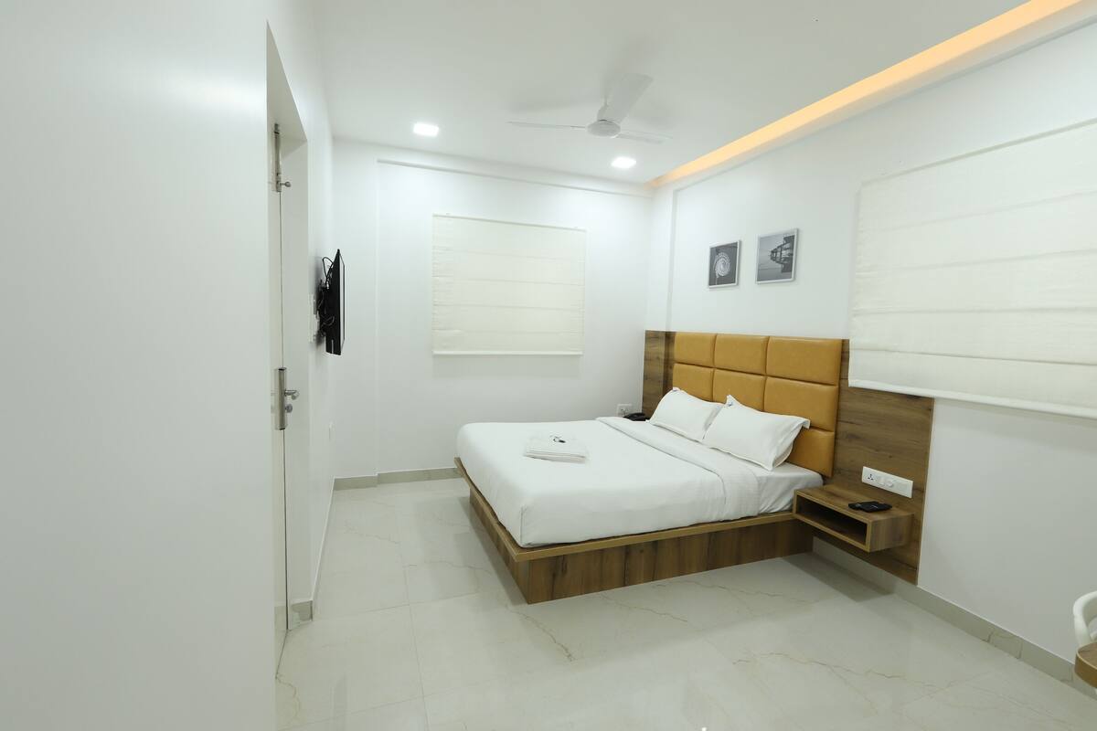 Habitación ejecutiva | Tabla de planchar con plancha y wifi gratis 