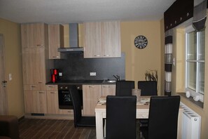 Køleskab, mikrobølgeovn, ovn, opvaskemaskine