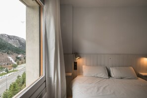 1 bedroom, bed sheets - SAUTS BY TOTIARAN (Baqueira)