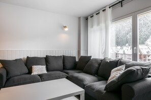 TV - SAUTS BY TOTIARAN (Baqueira)