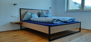 2 chambres, lit parapluie, Wi-Fi, draps fournis