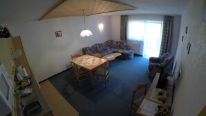Uklassifisert bilde, 2 av 10, knapp