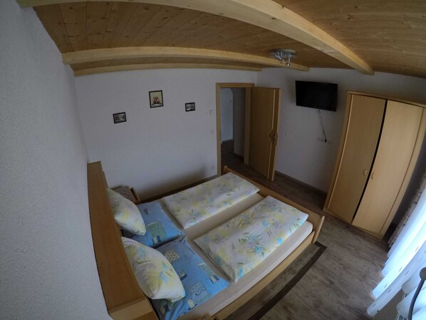 1 chambre, coffres-forts dans les chambres, bureau, Wi-Fi