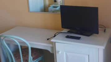 Minibar, in-room safe, desk, blackout drapes