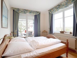 2 habitaciones, tabla de planchar con plancha y wifi 