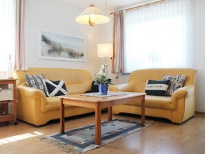 TV, fireplace - Vacationer village 38a, Germany (Ostseebad Boltenhagen)