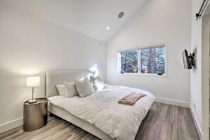 3 chambres, bureau, accès Internet, draps fournis