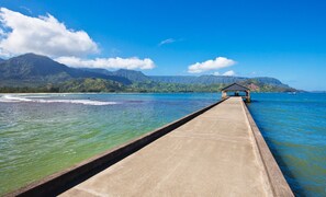 Näkymä rannalle/valtamerelle