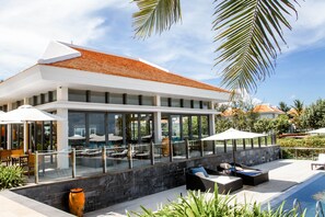 Restauration extérieure