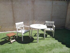 Outdoor dining - Geria House. Castile and Leon. (Geria)