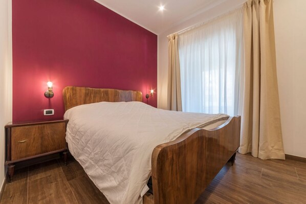1 chambre, bureau, Wi-Fi, draps fournis