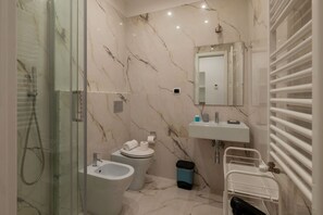 Regadera y bidet