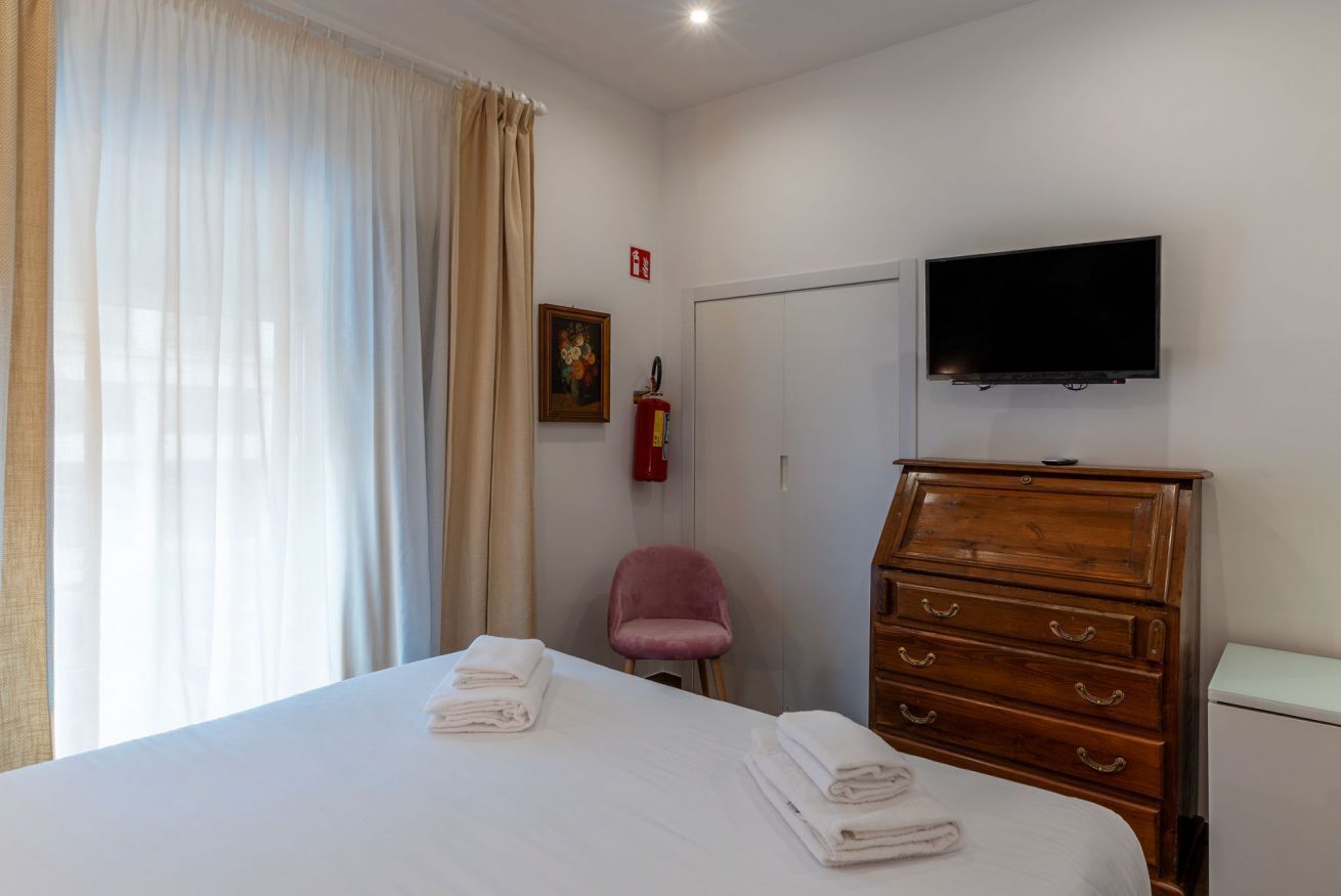 1 chambre, bureau, Wi-Fi, draps fournis
