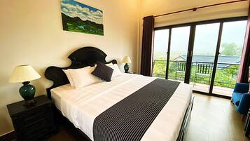Deluxe Room | 1 bedroom, premium bedding, minibar, individually furnished