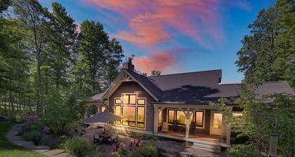 Boyne Mountain | Ski-In/Ski-Out | Hot Tub | Steps to the Alpine Chairlift |