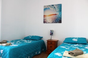 2 chambres, fer et planche à repasser, Wi-Fi gratuit, draps fournis