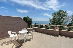 Panoramic Apartment | Balcony view