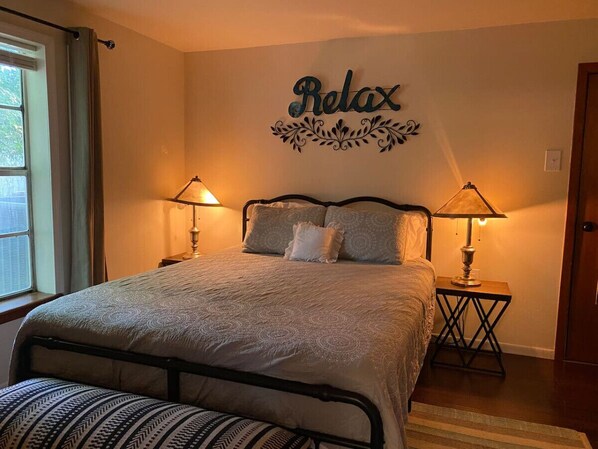 2 chambres, bureau, fer et planche à repasser, Wi-Fi gratuit