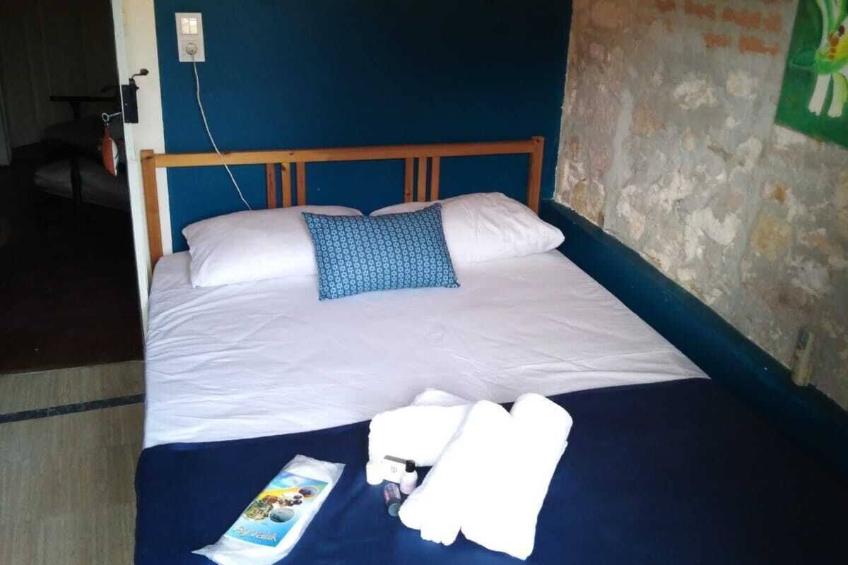 Deluxe Room | Free WiFi, bed sheets