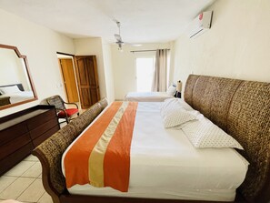 4 Schlafzimmer, kostenloses WLAN, Bettwäsche, Rollstuhlgeeignet