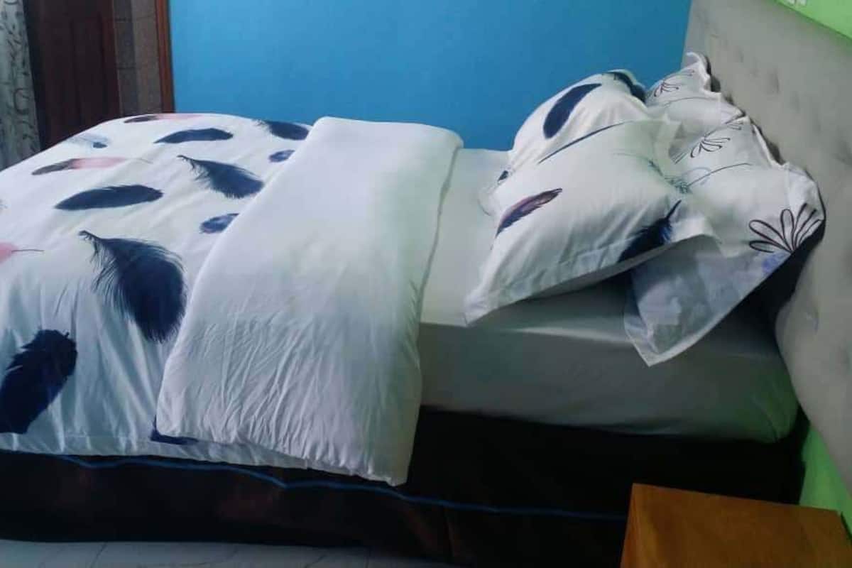 Memory-foam beds, individually decorated, individually furnished, desk