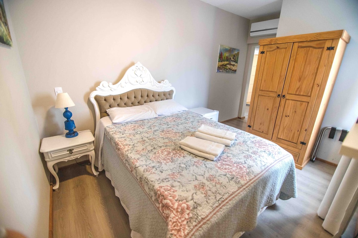 Habitación exclusiva, 1 cama doble | Minibar, wifi gratis, ropa de cama