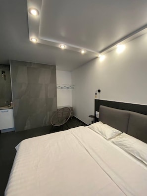 1 bedroom, WiFi, bed sheets - Apartment Mala Zhutomirska Str (Shevchenkivs'kyi district)