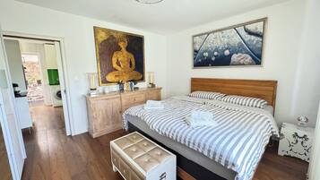 2 Schlafzimmer, Bügeleisen/Bügelbrett, kostenloses WLAN, Bettwäsche