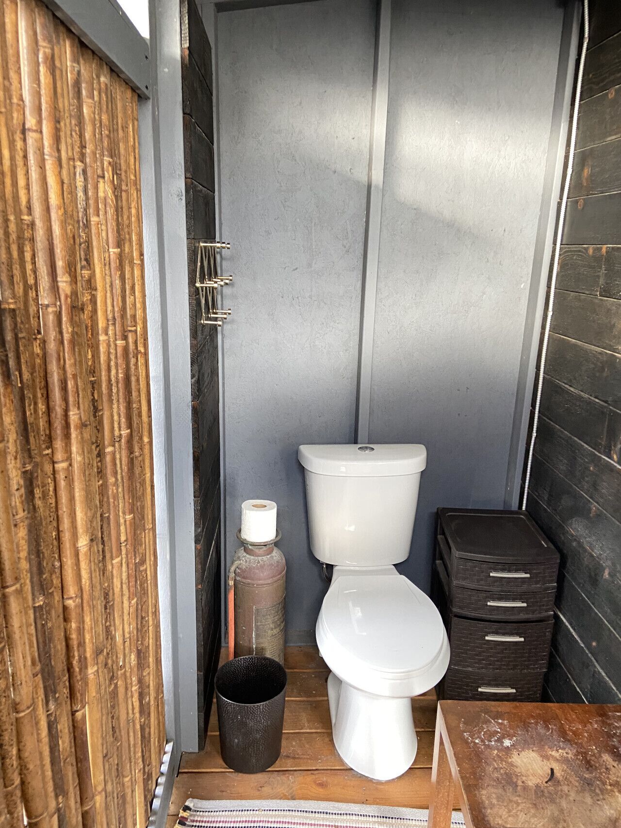 The Phoenix House - Epic Tiny Home GEM on Volcanic Lava Field