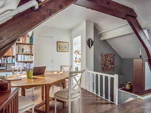 Dining - Appartement Imperio - Welkeys (Paris)