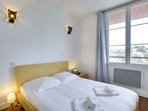 2 bedrooms, iron/ironing board, WiFi, bed sheets - Appartement Marinea - Welkeys (Saint-Jean-de-Luz)