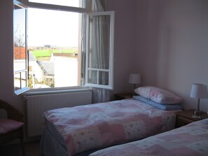 3 bedrooms, iron/ironing board, travel cot, free WiFi