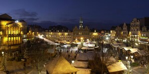 Dining - Saint Quentin's Town House : Local Attractions and Further Afield (Saint-Quentin)