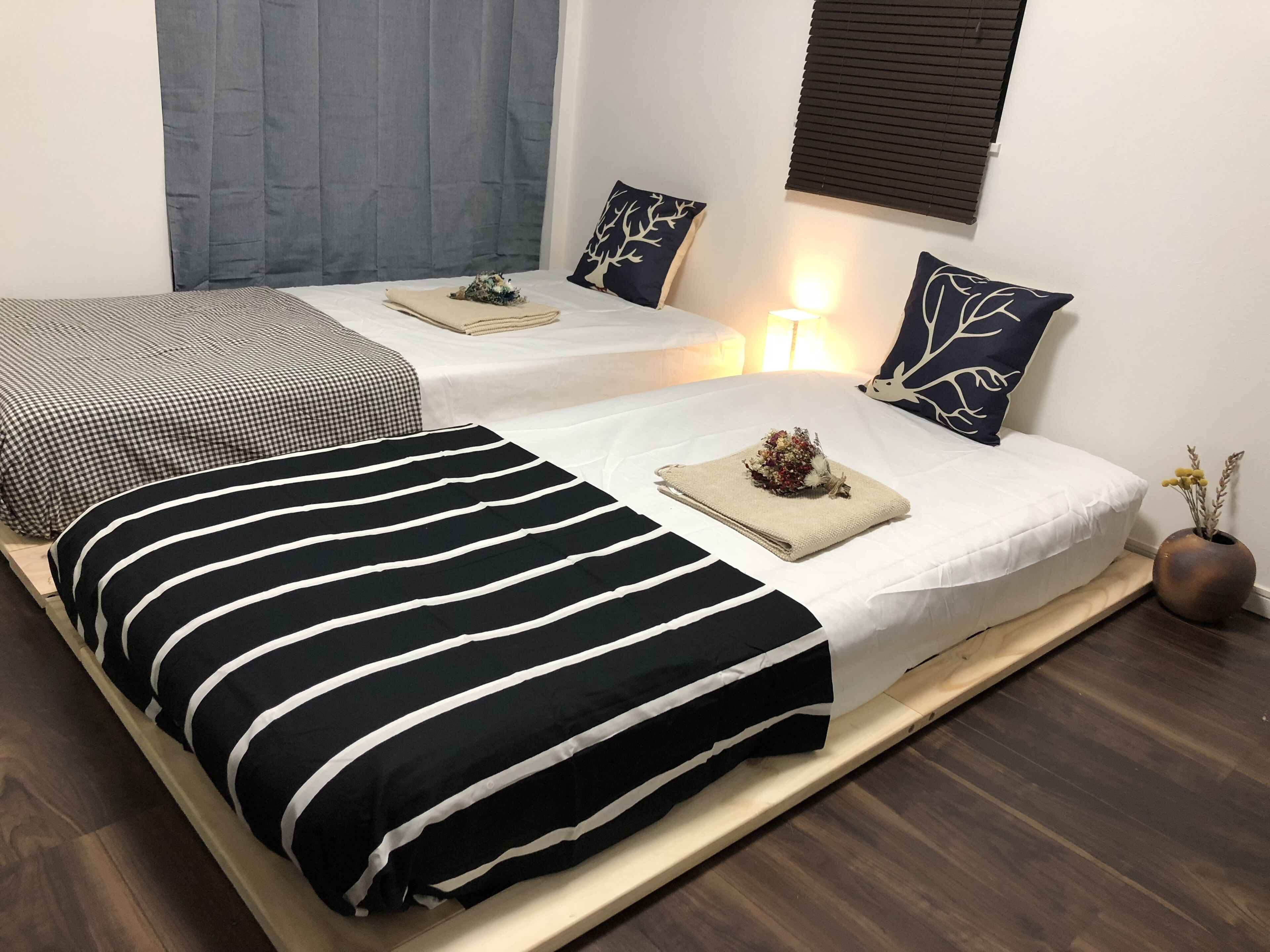 4 多间卧室、免费 WiFi、床单