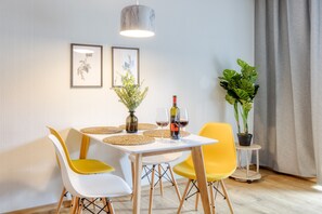 Departamento (incl.cleaning fee 70EUR, city tax 2.5) | Servicio a la habitación