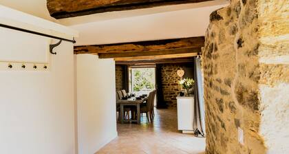 Charmantes Ferienhaus mit 2 Schlafzimmern in der Nähe der Atlantikküste im Herzen der Bretagne.