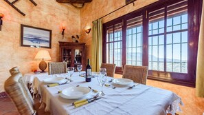 Dining - Finca Lagarillo Cómpeta by Ruralidays (Málaga)