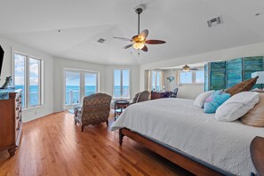 4 bedrooms, desk, iron/ironing board, travel cot