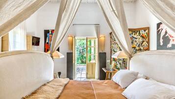 5 camere