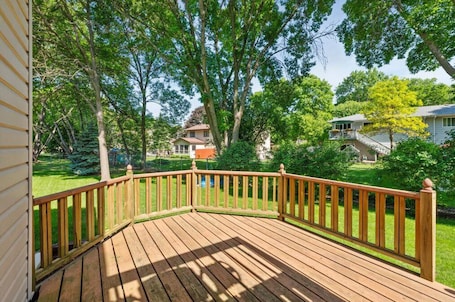 Terrace/patio. Safe neighborhood, free parking, good value