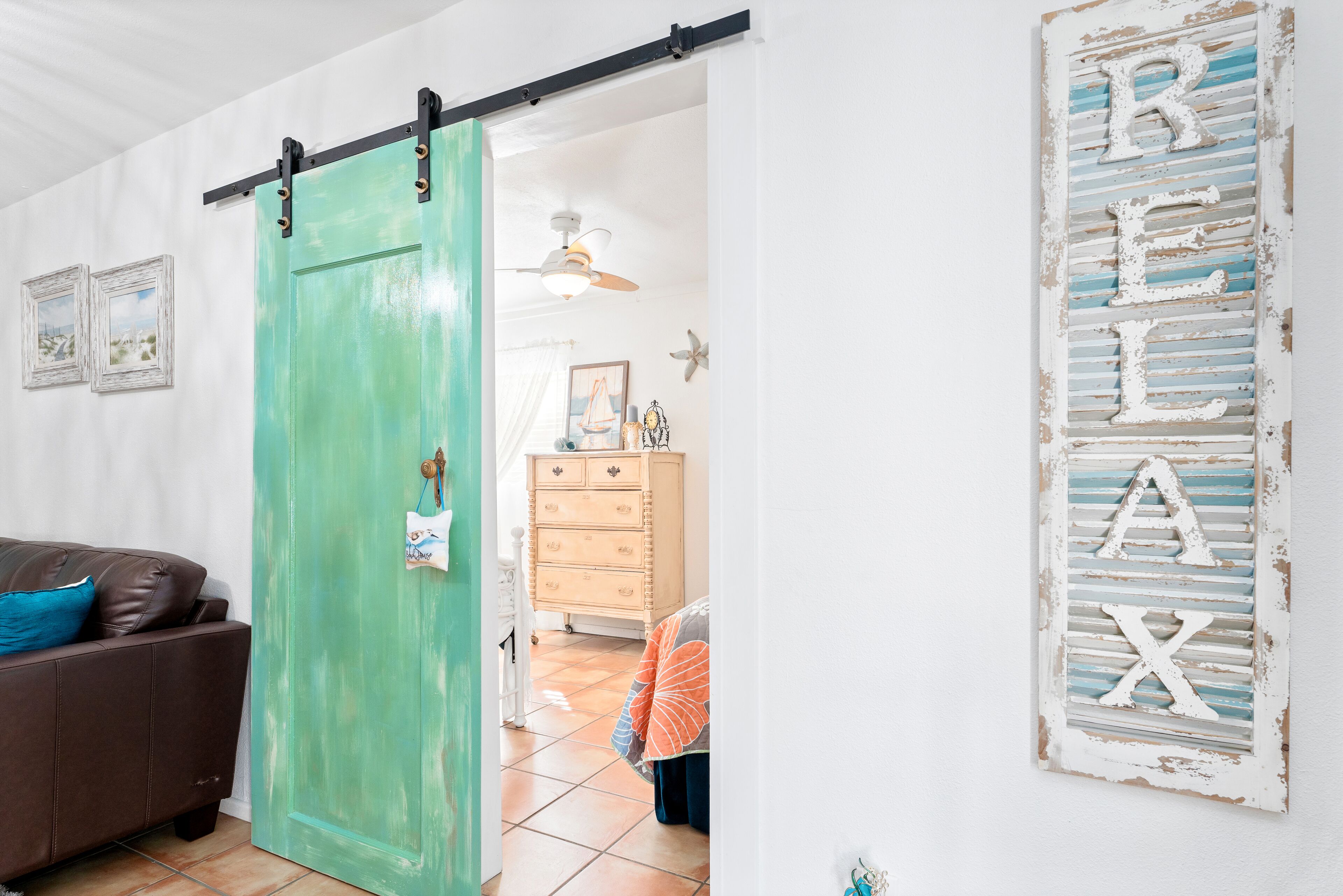 智能電視、壁爐、Netflix、Hulu