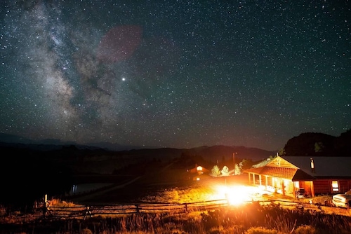 Peaceful Logan Mountain Cabin close to Yellowstone