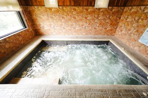 One Bed Cabana | Bathroom | Shower, bathrobes, towels